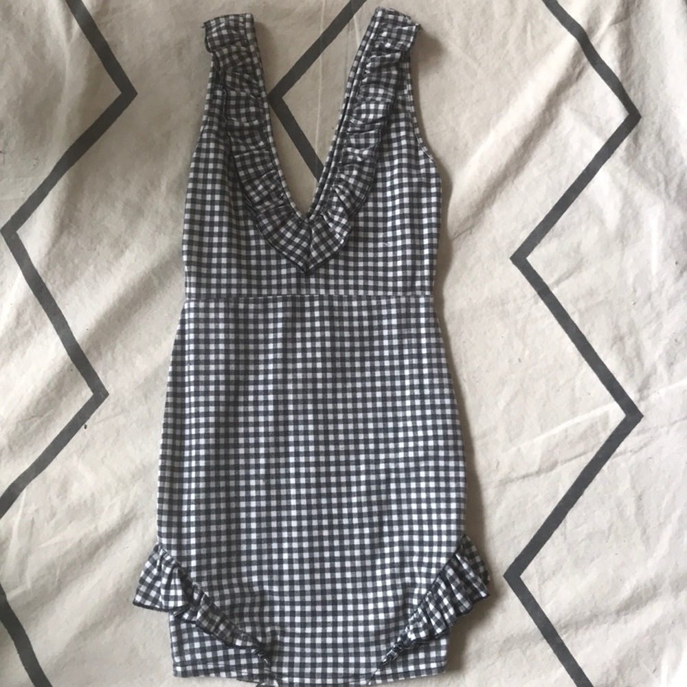 Gingham ruffle flutter short sleeve mini dress